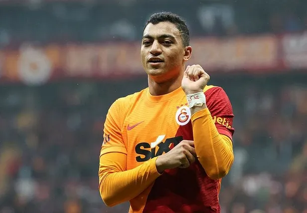 mohamed-kriz-cikardi-fatih-terim-ve-burak-elmas-karsi-karsiya-geldi-1640041537200.jpeg Mohamed kriz çıkardı! Fatih Terim ve Burak Elmas karşı karşıya geldi-3