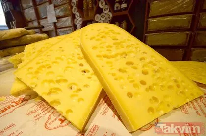 Kilosu 120 TL! Kars’ta sezonun ilk gravyer peyniri satışta