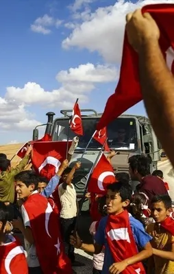 Reyhanlı'da askere destek çığ gibi büyüdü