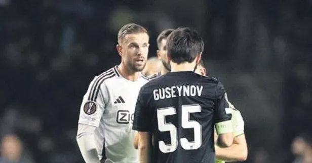 Ajax, Karabağ’ı 3 golle devirdi