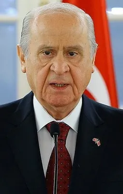 Bahçeli: Hainlerin başına gök kubbeyi yıkacağız