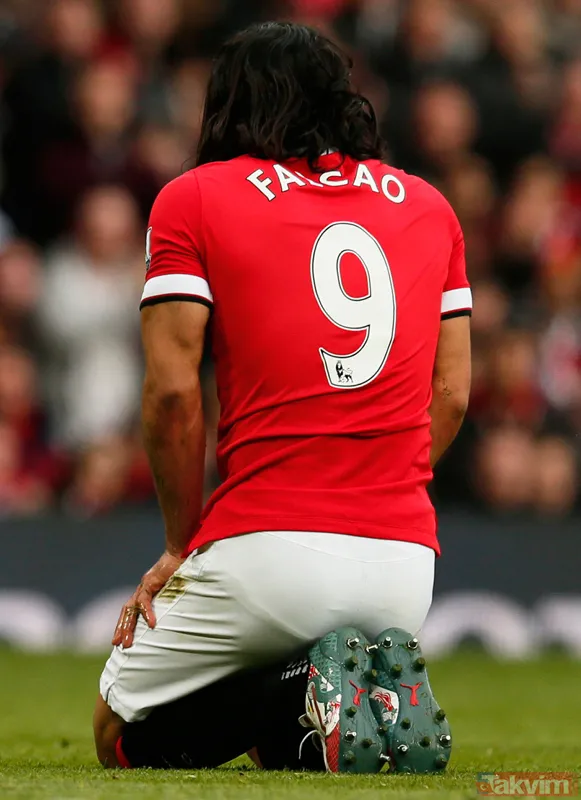 Son dakika: Galatasaray'ın yeni transferi Falcao İstanbul'da! - 12