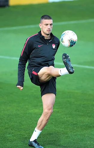 Barış Pınarı Harekatı'na dil uzatan İtalyan futbolcu Marchisio'ya Merih Demiral'dan tokat gibi cevap!