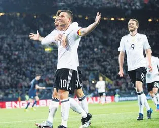 Lukas Podolski veda gecesinde