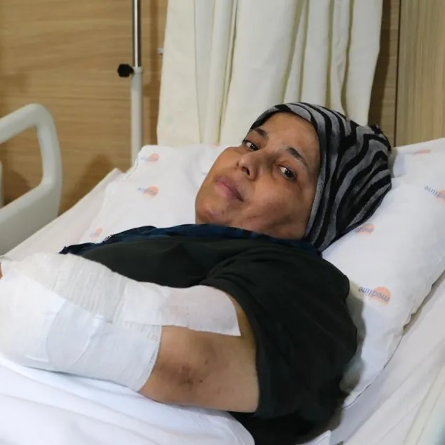 Eşini 1 evladını ve sol kolunu kaybetti