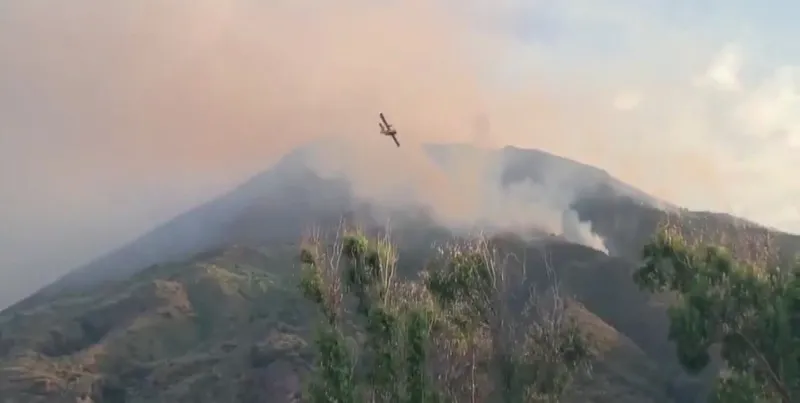 İtalya'da Stromboli Yanardağı'nda art arda patlamalar 1 kişi öldü - 5
