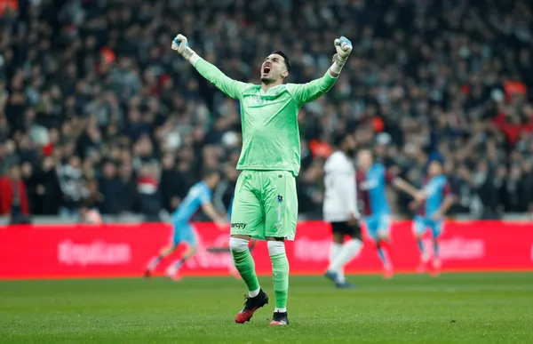 1625396510827.jpg Mourinho Uğurcan Çakır'dan vazgeçmiyor! Trabzonspor'dan transfere yeşil ışık-5