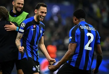 Hakan Çalhanoğlu: Evime geliyorum!