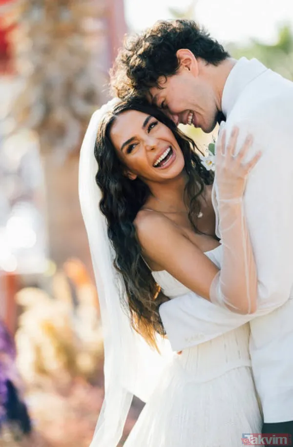 Ebru Şahin ve Cedi Osman düğüne servet döktü! 3 tane gelinlik Amerika'dan gelen gelin arabası derken... - 9