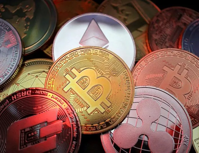 Elon Musk’tan Bitcoin’e kırık kalp emojili darbe!