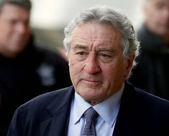 Bir bomba da Niro’ya