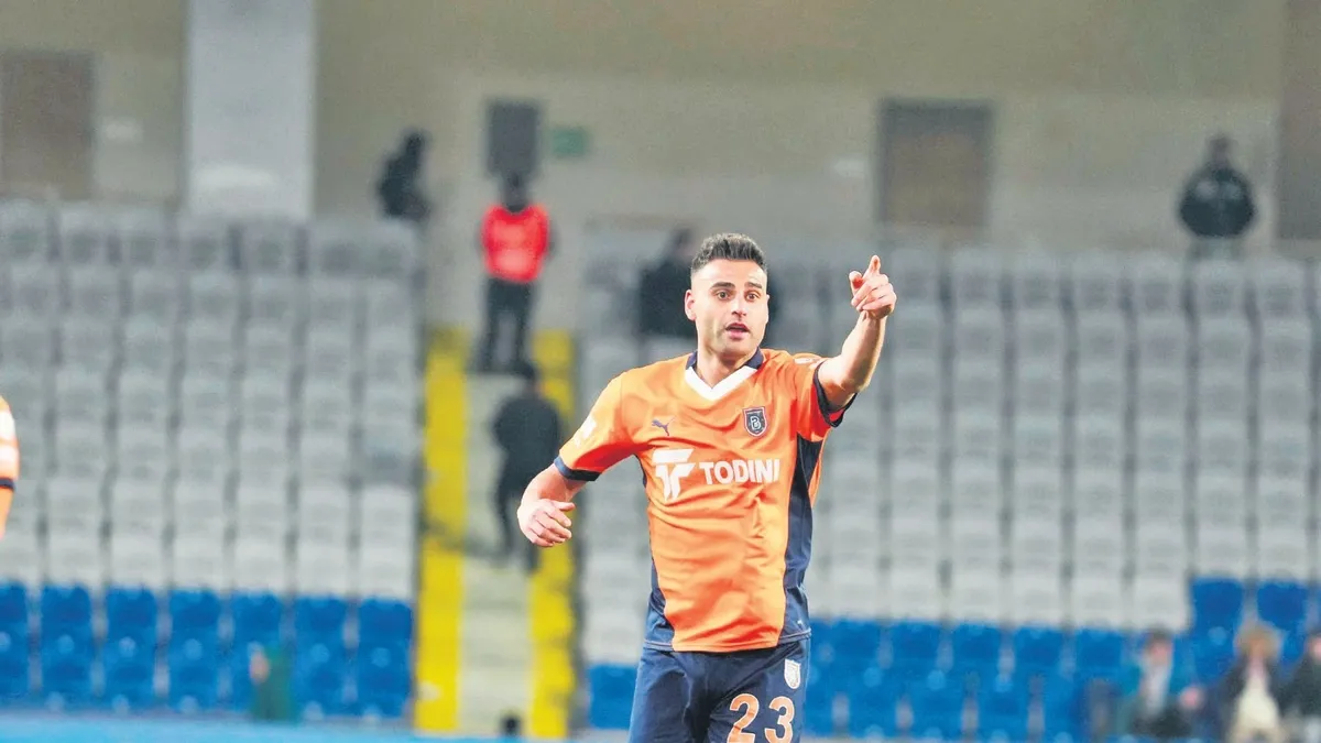 Başakşehir’de ayrılık