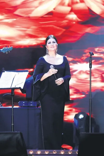 yeditepe-konserleri-muzik-dunyasinin-can-suyu-oldu-1592160226420.jpeg