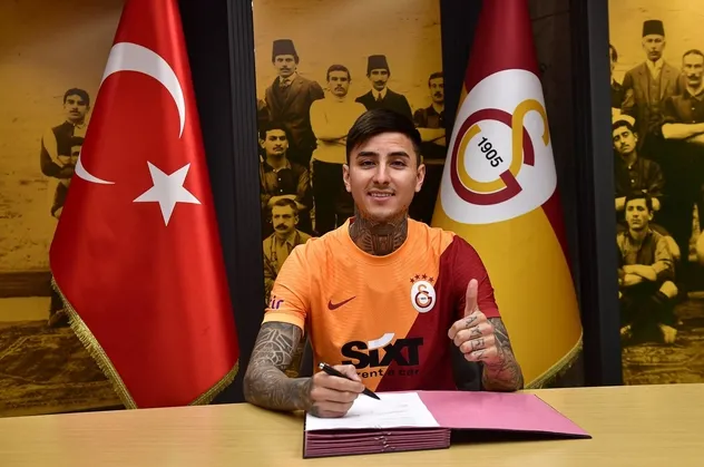 Galatasaray Erick Pulgar'ı resmen duyurdu!