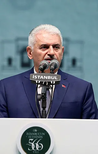 Binali Yıldırım İstanbul için planladığı dev projeyi açıkladı
