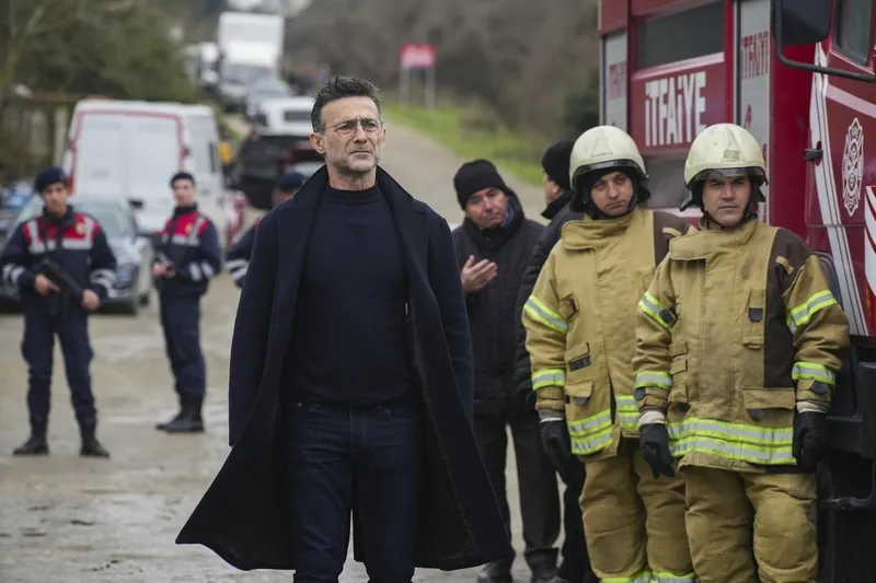 aldatmak-60-bolume-dair-detaylar-ortaya-cikti-sezai-gemileri-yakiyor-1709720823630.jpg Aldatmak 60. bölüme dair detaylar ortaya çıktı: Sezai gemileri yakıyor!-5