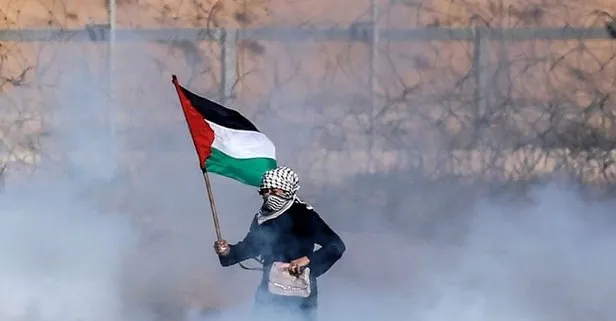 İşgalci İsrail askerleri Gazze sınırında 49 Filistinliyi yaraladı