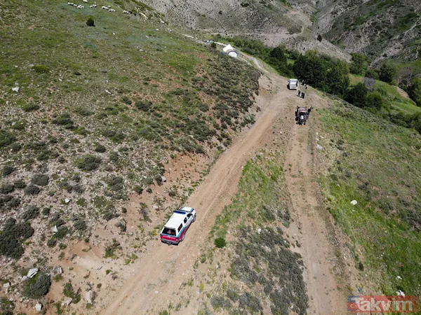 Tunceli'de sürü sahipleri 2 bin 500 metre rakımlı yaylada aşılandı - 4