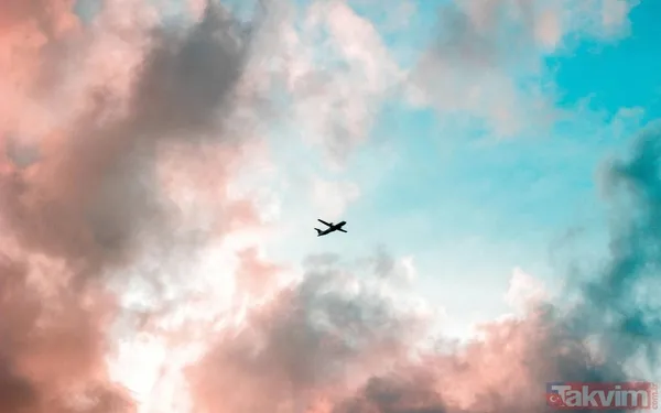 2-Berlin, Almanya Geniş Kaldırımlar Ve Modern Altyapı, Şehirde Gezinmeyi Kolaylaştırıyor. 200'Den Fazla Çocuk Dostu Aktivite Sunuyor.