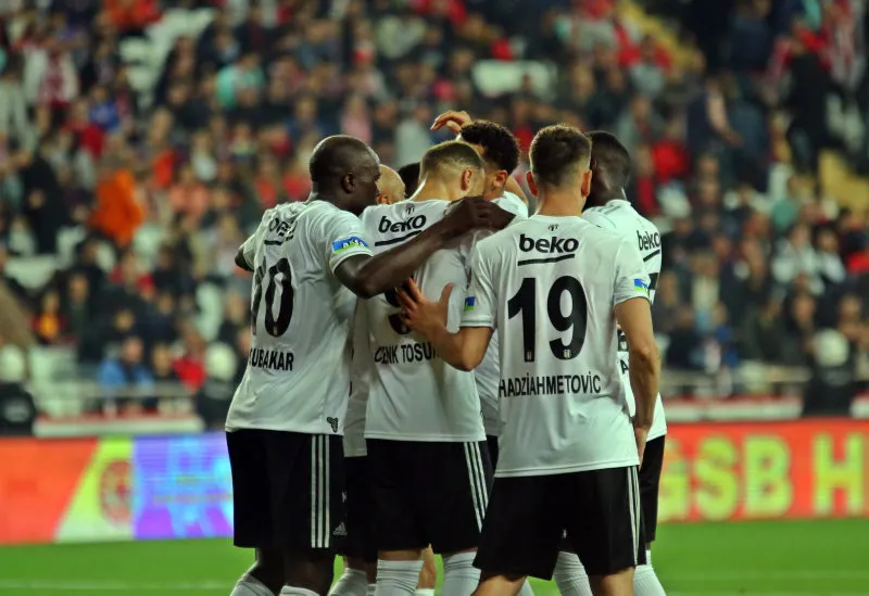 Beşiktaş'tan 5 transfer birden! Sezon sonunda... - 3