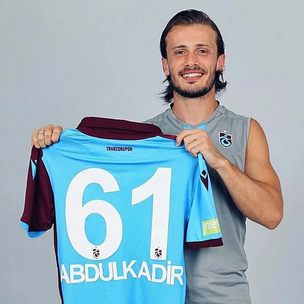 Trabzonspor, Abdülkadir Parmak'ın sözleşmesini uzattığını KAP'a bildirdi-1