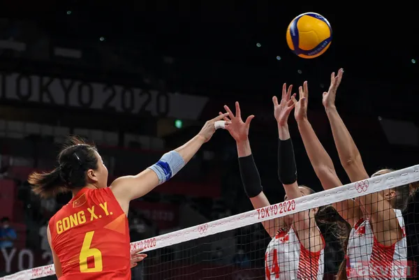 SON DAKİKA: A Milli Kadın Voleybol Takımı son olimpiyat şampiyonu Çin'i 3-0'la ezdi geçti! Başkan Erdoğan'dan tebrik telefonu - 7