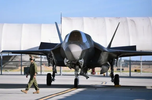 ABD'nin F35 savaş uçağı düştü