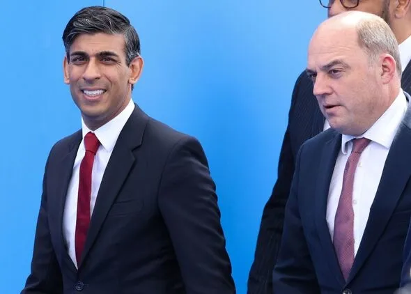 İngiltere Savunma Bakanı Ben Wallace istifa etti! İşte yerine gelecek isim!-5