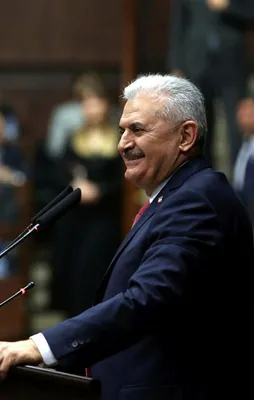 Başbakan yeni kabineyi açıkladı