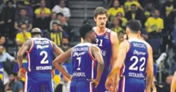 Anadolu Efes ve F.Bahçe zorlu virajda