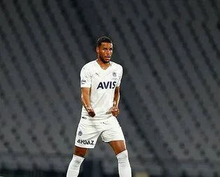 Fenerbahçe’den ayrıldı! Premier Lig’e transfer oldu