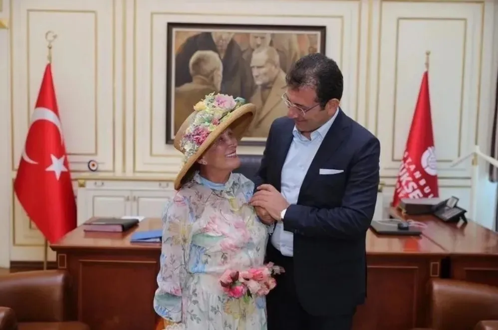 ibbdeki-casusluk-davasinda-mutalaa-imamoglu-ve-3-ismin-tutukluguna-devam-1783327525549.jpeg Casusluk davasında mütalaa! İBB'yi ele geçirdiler memlekete göz diktiler: Kılıçdaroğlu "İmamoğlu-Hüseyin Gün" dosyası çıkardı-6