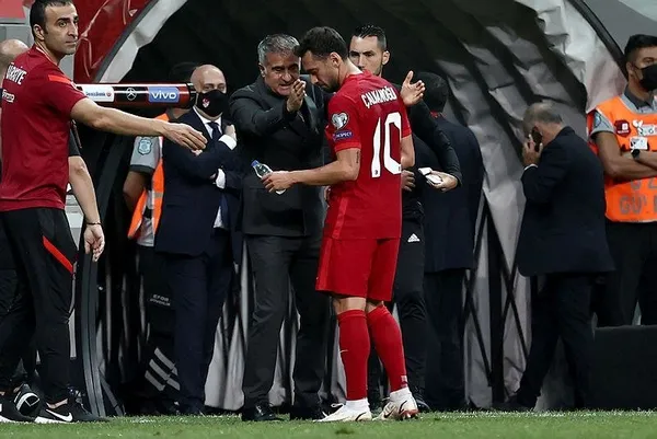 ‘Bizim Çocuklar’ büyük bir düşüşte! Ay-Yıldızlılar 5 maçtır galibiyet yüzü göremiyor-3