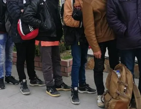 Kırklareli’nde 35 düzensiz göçmen yakalandı