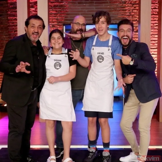 13 yıllık büyük aşk! EDHO'nun yıldızı Ceren Benderlioğlu'ndan Emir Benderlioğlu’yla çekirdek aile paylaşımı! İlk yorum Esra Erol’un kardeşinden... - 54