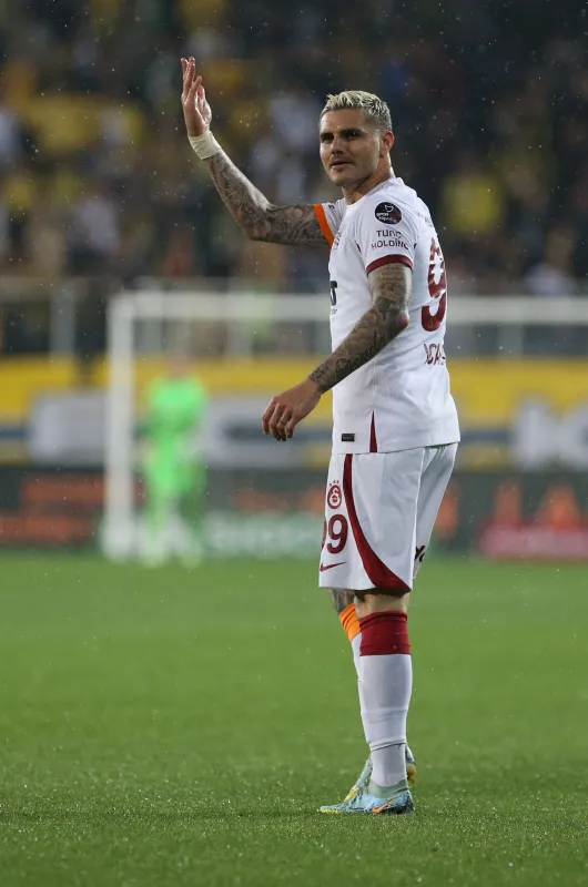 Wanda Nara Galatasaray'a haber yolladı! Icardi... - 11