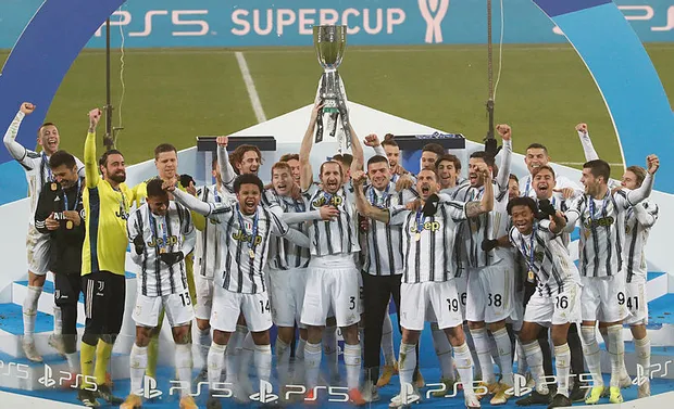 Cristiano Ronaldo ve Juan Cuadrado'dan Milli yıldızımız Merih Demiral'a dans dersi: Haydi Turko-1