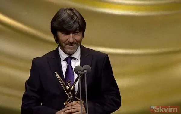 İrem Helvacıoğlu ile Ulaş Tuna Astepe en iyi dizi çifti oldu! 45. Altın Kelebek Ödülleri kime verildi? 2018 - 12