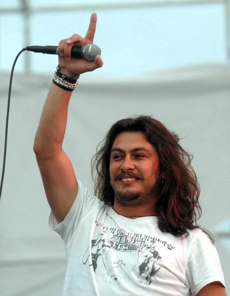 babasi-ilk-kez-acikladi-baris-akarsunun-yarim-kalan-o-buyuk-hayali-1775916970235.jpeg Babası ilk kez açıkladı: Barış Akarsu'nun yarım kalan o büyük hayali!-6