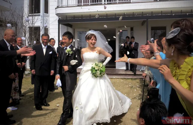 Bu ülkede kadınlar evlenebilmek için para ödüyor!