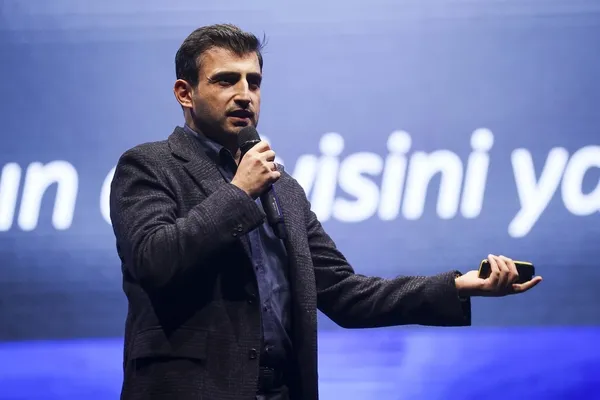 selcuk-bayraktardan-heyecanlandiran-sozler-kizilelmanin-son-asamalarindayiz-1665861397978.jpg Selçuk Bayraktar'dan heyecanlandıran sözler: Kızılelma'nın son aşamalarındayız-2