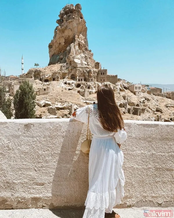 Dilan Çiçek Deniz ‘çocukluğum’ dedi Kapadokya’dan paylaştı! Beyaz elbisesi ile göz kamaştırdı sosyal medya onu konuştu - 5