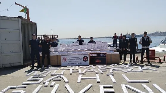 İZLE I İstanbul’da 144 bin 280 paket kaçak sigara ele geçirildi!