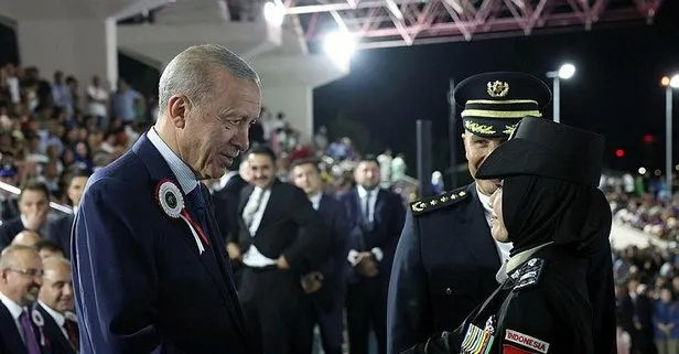 Polis Meslek Yüksekokulları Mezuniyet Töreni’nde renkli anlar! Başkan Erdoğan: Widodo’ya selam