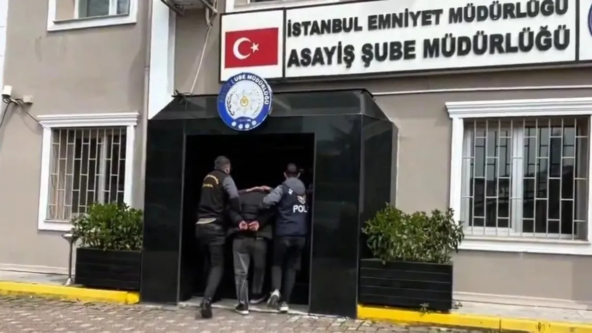 Ahmet Minguzzi’nin mezarına saldıran Duran Aydın'a 2 yıl 6 ay hapis cezası