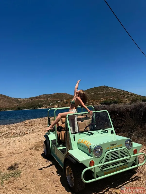 Yaz sezonunu açan Afra Saraçoğlu’ndan bikinili pozlar! Cesaretini konuşturup en doğal haliyle yayınladı - 6