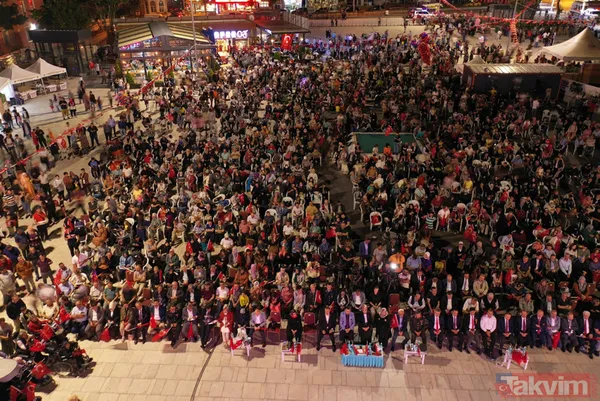 15 Temmuz anma etkinliklerinde meydanlar doldu taştı - 12