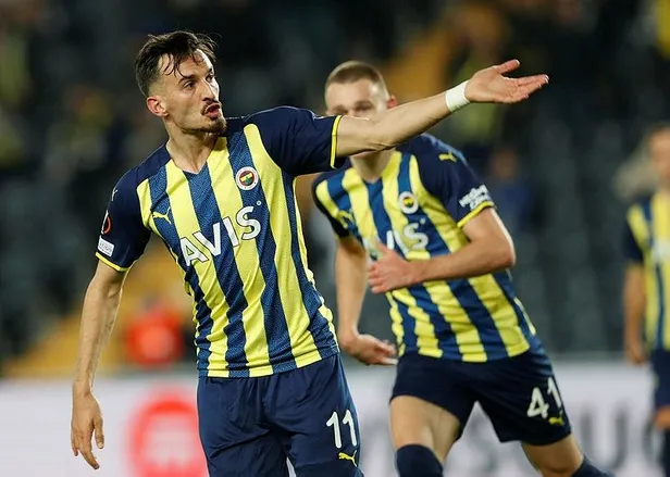fenerbahce-augsburga-kiralamisti-almanyayi-sallayan-berishanin-hayali-suya-dustu-1668096802781.jpeg