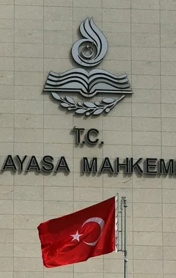 AYM FETÖ'cülere kapıyı gösterdi