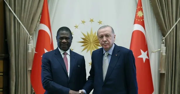 Başkan Erdoğan, Güney Afrika Cumhuriyeti Cumhurbaşkanı Yardımcısı Paul Mashatile'yi kabul etti